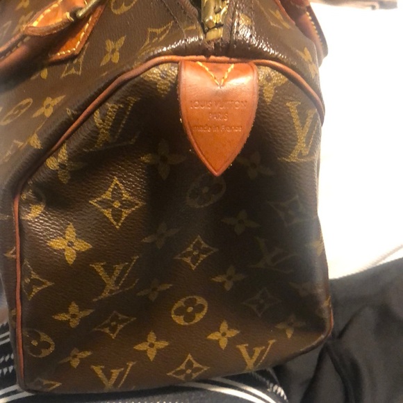 Louis Vuitton Bag - Picture 3 of 4